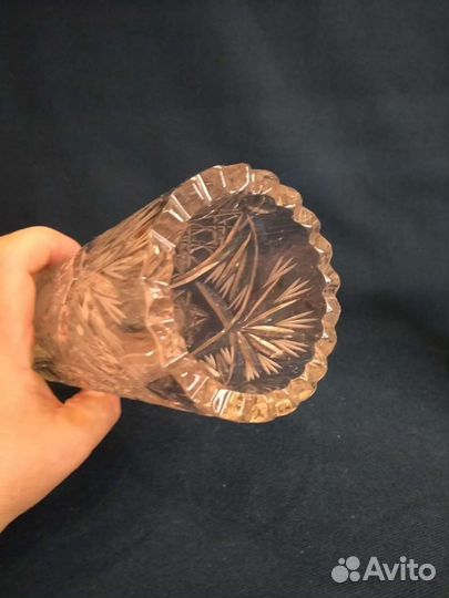 Хрустальные вазы для цветов