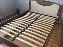Кровать двухспальная бу без матрас