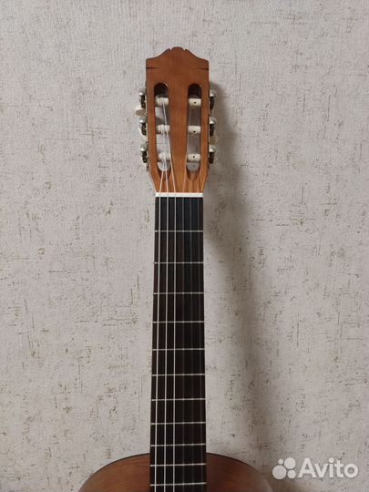 Классическая гитара yamaha c40