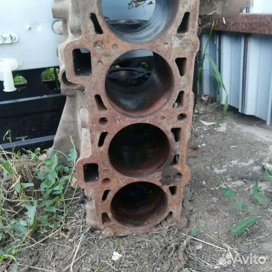 Блок двигатели и коленвал