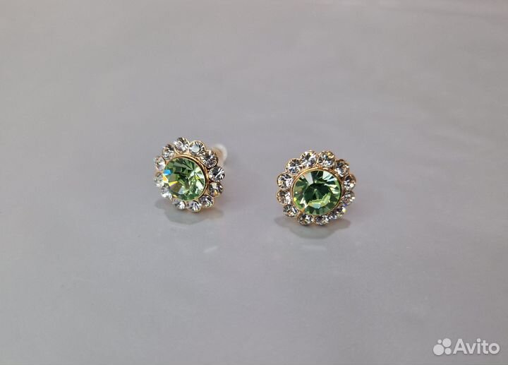Swarovski серьги пусеты