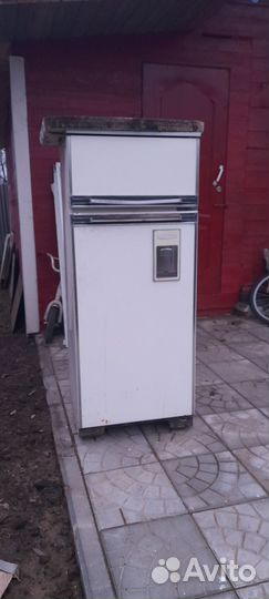 Продам холодильник бу