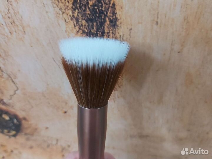 Кисти для макияжа
