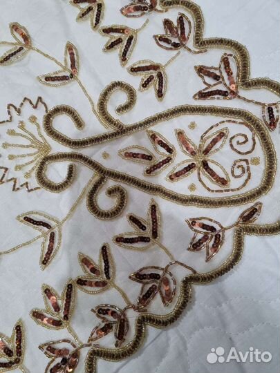 Скатерть органза с вышивкой Индия