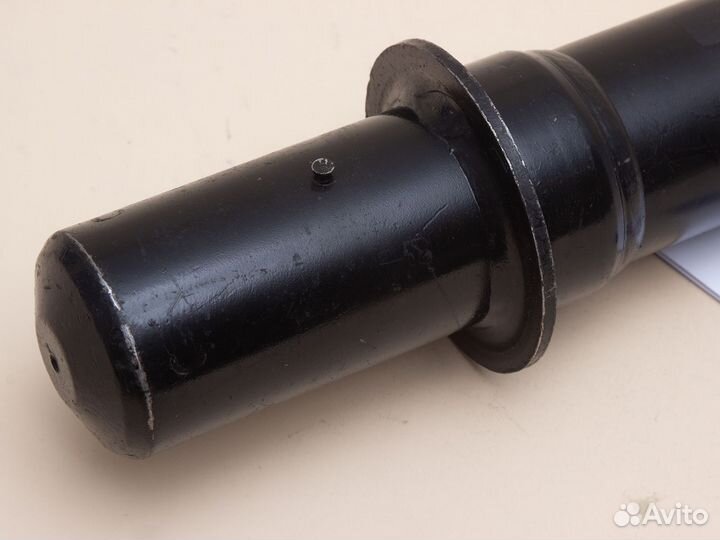 Передний амортизатор Porsche Macan 95B