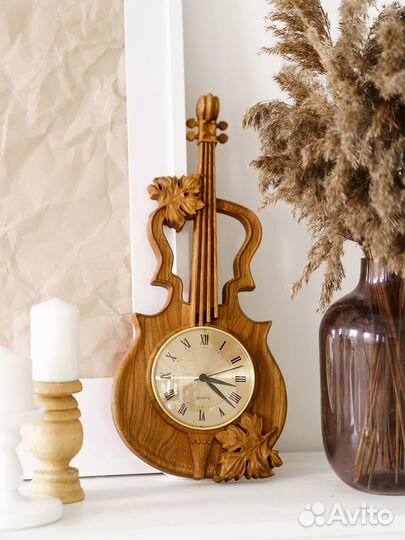 Часы «Скрипка»