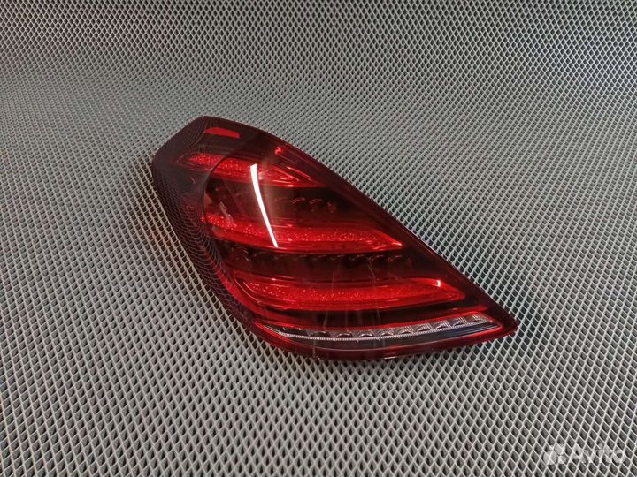 Фонарь задний Mercedes S Class 222 рестайлинг