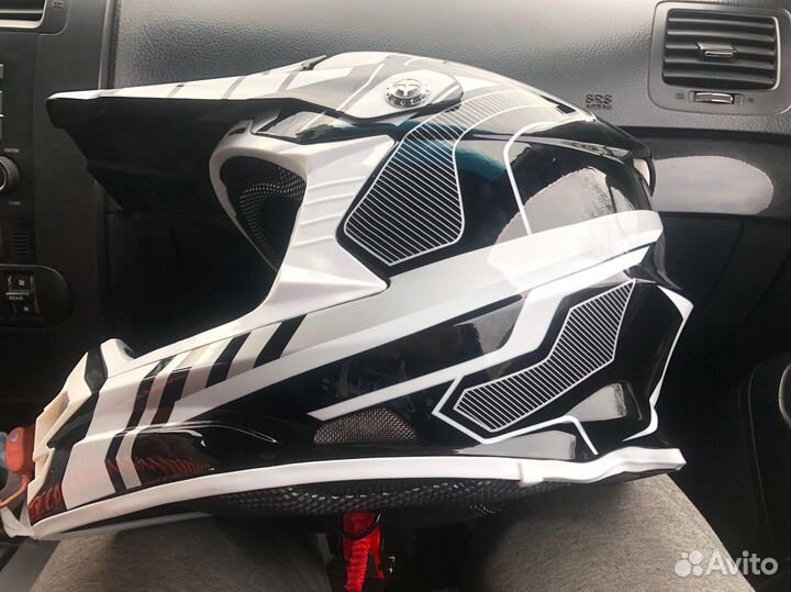 Мото шлем Hizer