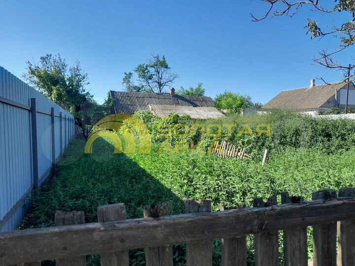 Дом 15,8 м² на участке 6,3 сот.