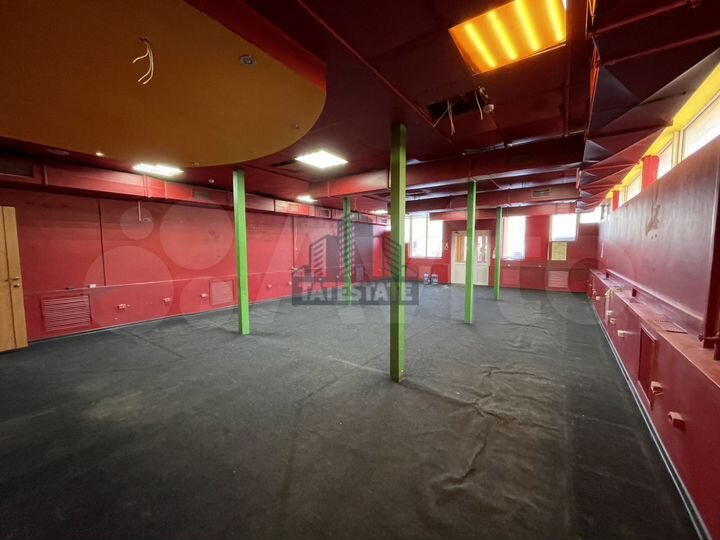 Отдельно стоящее здание 135 метров на Квартале