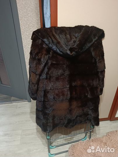 Шуба норковая 42 с капюшоном