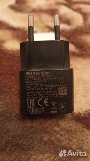 Зарядное устройство sony. Адаптер питания