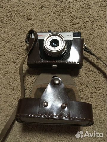 Зеркальный фотоаппарат