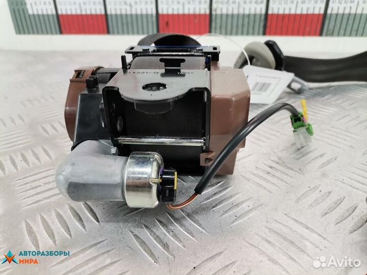 Ремень безопасности Chevrolet Captiva 2010