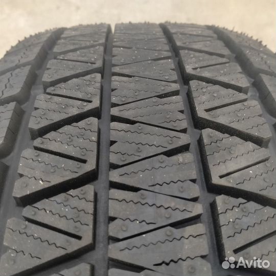 Bridgestone Blizzak DM-V3 225/60 R18 100S