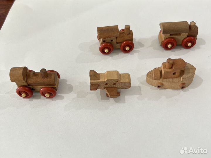Игрушки из киндера