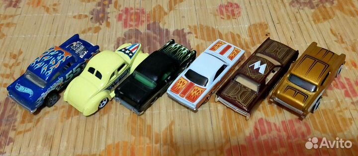 Машинки hot wheels