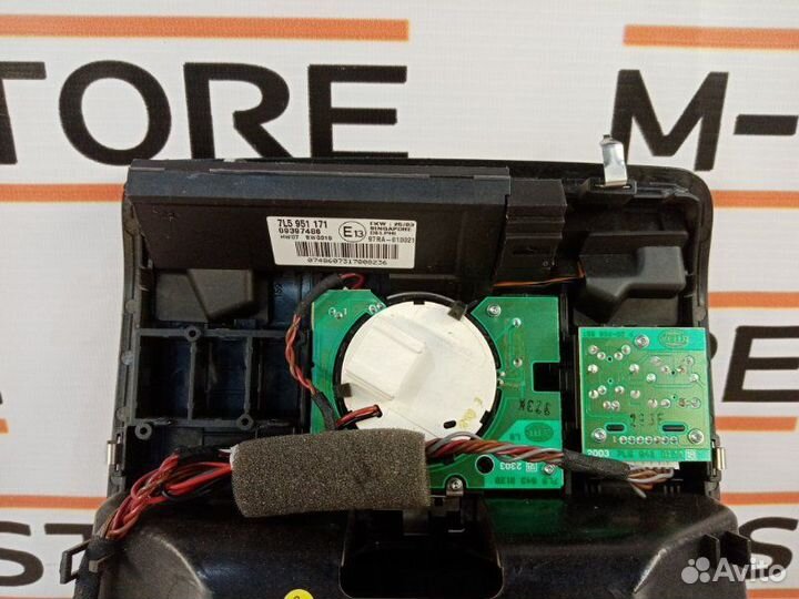 Плафон освещения Porsche Cayenne 955 M4800 2003