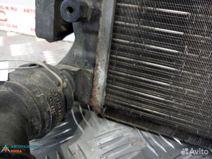 Радиатор (основной) Volkswagen Bora 1999