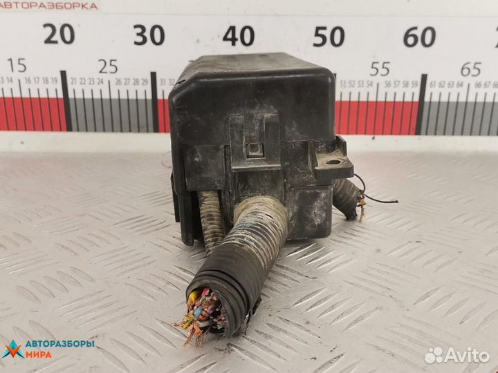 Блок предохранителей Chevrolet Aveo T200 2005