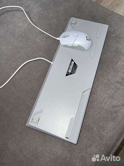 Игровая гарнитура MSI