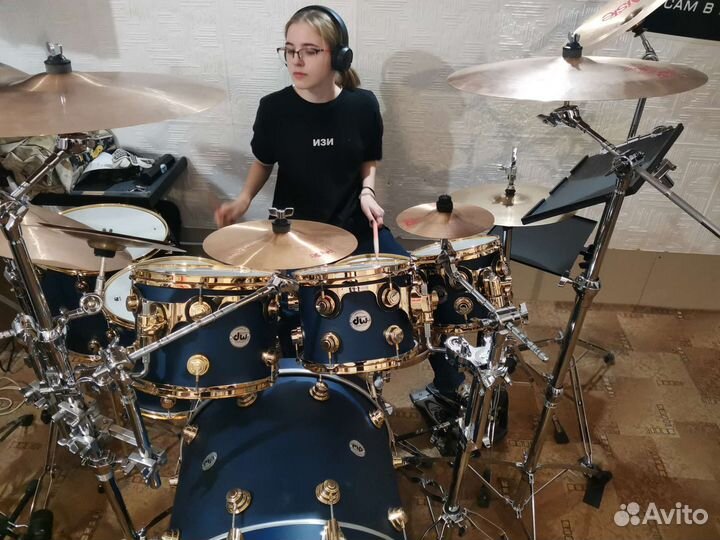 Обучение (уроки) игре на барабанах (ударных)