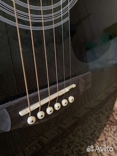 Акустическая гитара martinez