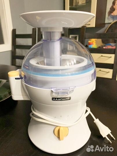 Соковыжималка Ладомир 10К
