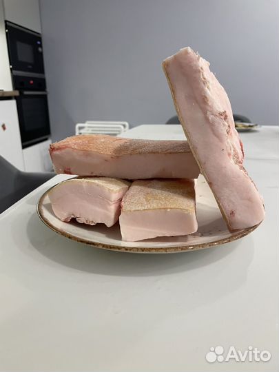 Сало деревенское свежее