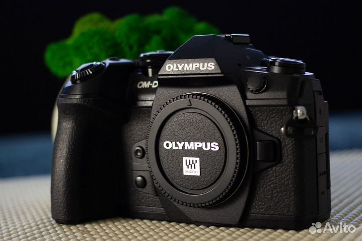 Olympus OM-D E-M5 Mark III kit 14-42mm EZ черный