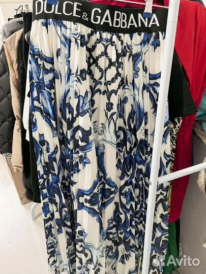 Костюм женский