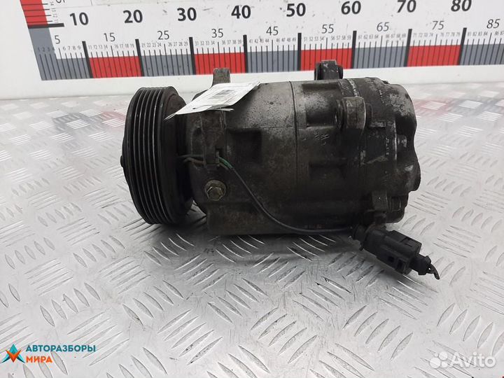 Компрессор кондиционера Renault Laguna 1994