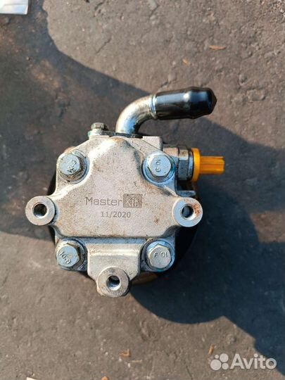 Насос гур audi a4 masterkit 2020