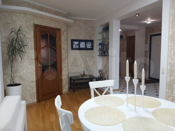 3-к. квартира, 90 м², 3/5 эт.