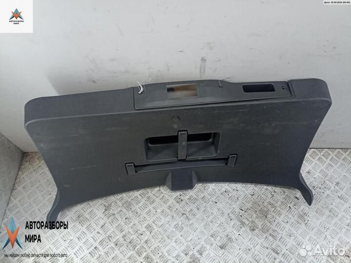 Обшивка крышки багажника Opel Zafira 2 (B) 2005