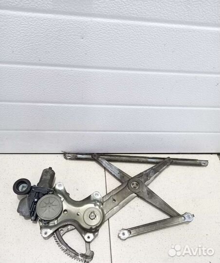 Стеклоподьемник передней правой двери Toyota Camry