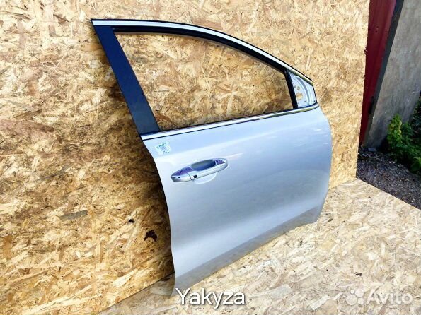 Дверь передняя правая Mitsubishi Outlander