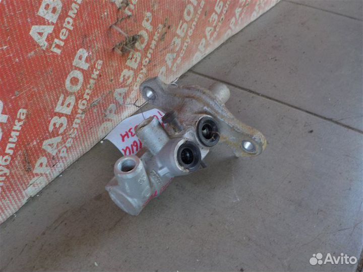 Главный тормозной цилиндр Renault Sandero 2 2018