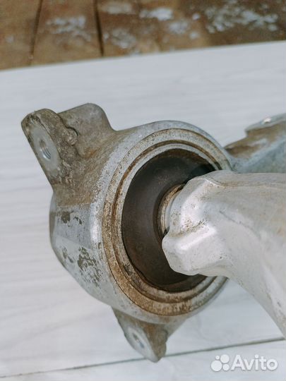 Передний нижний рычаг infiniti