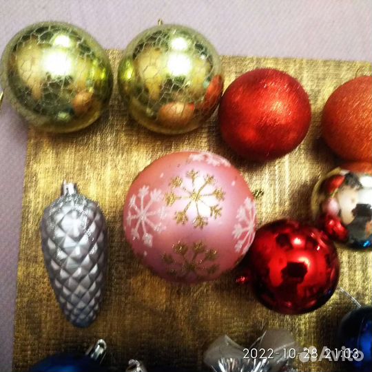 Елочные игрушки