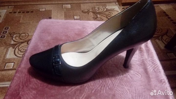 Продам кожанные туфли
