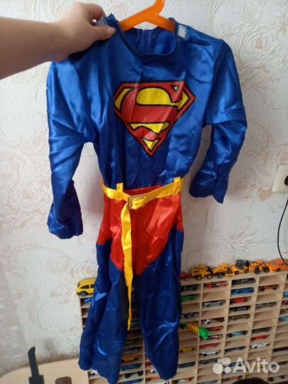 Костюм супермена