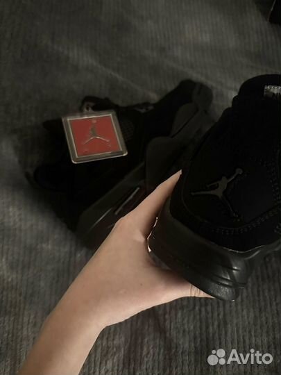 Nike air jordan 4 black cat