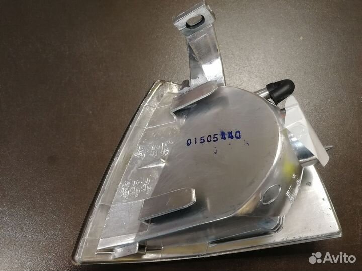 Правый поворотник Skoda Octavia