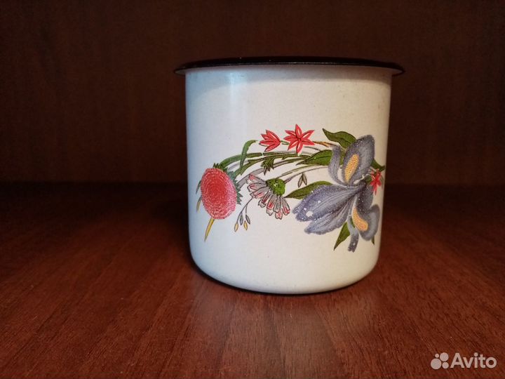 Эмалированная кружка СССР