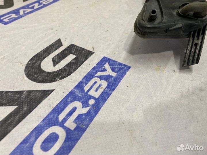 Volkswagen Passat B82015 3G0941662HVR142-280