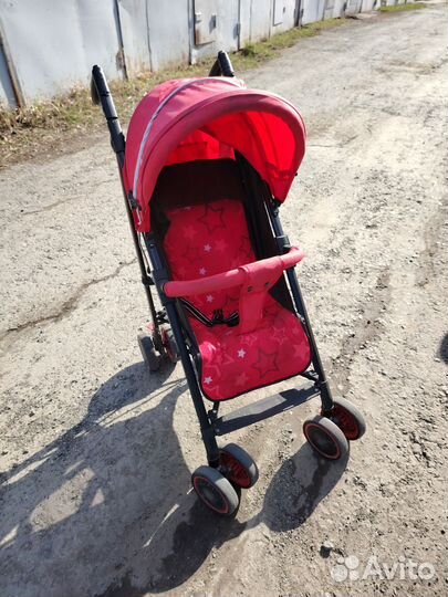 Прогулочная коляска