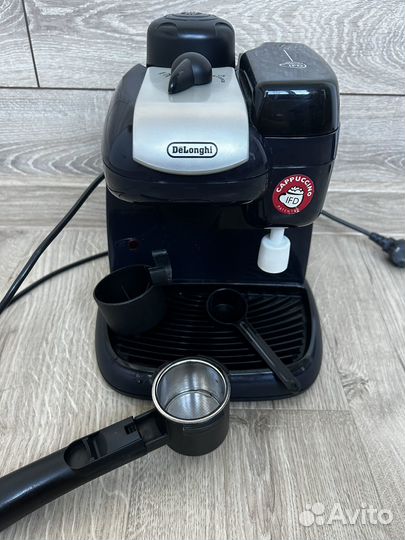Кофемашина delonghi