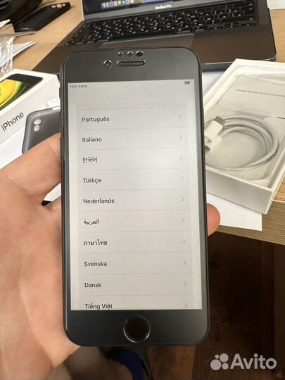 iPhone SE, 128 ГБ