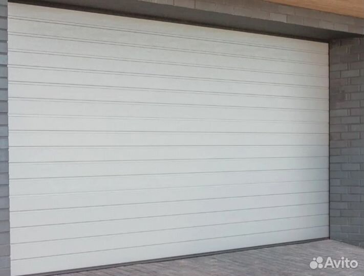 Секционные ворота